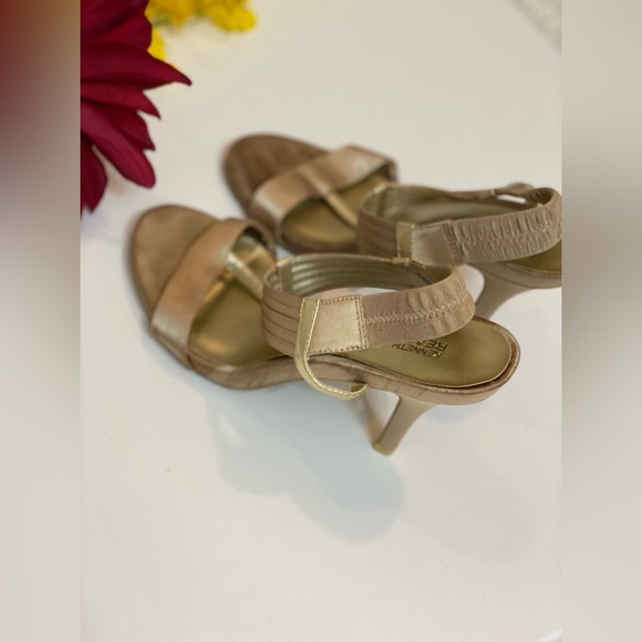 KENNETH COLE REACTION!!! Size 8 women shoes - Picture 4 of 5